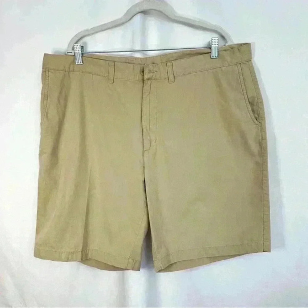 Patagonia Men's Flat Front Khaki Brown Shorts Organic Cotton Size 40